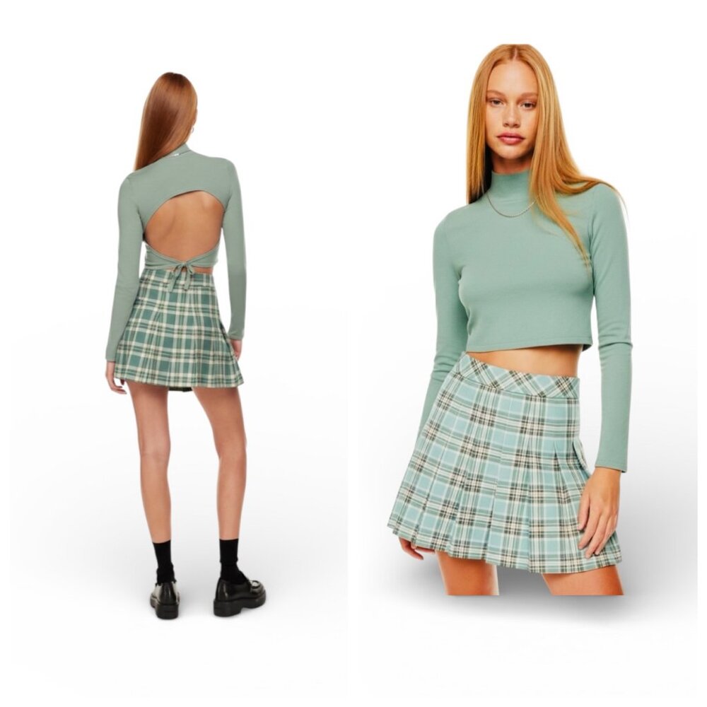 NWT $68 Aritzia Ellie Long Sleeve Mock Neck Open Back Sweater - Size XS/TP